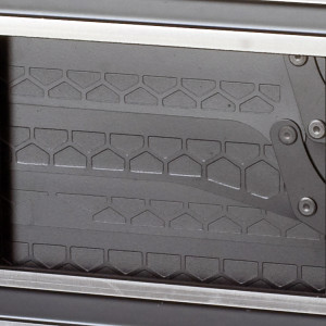 Титанов затвор