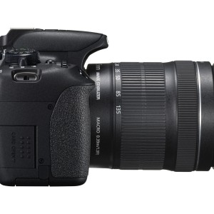eos_700d_side_right_w_ef-s_18-135mm_is_stm