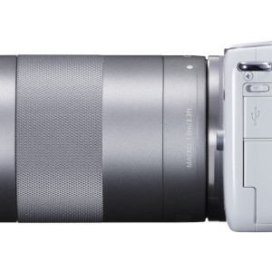 EOS M10_WHT EF-M55-200STM LEFT SIDE