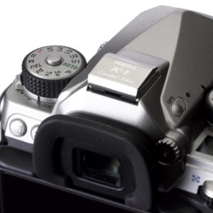 K-1LS_Hotshoe