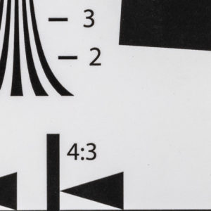 Loxia_25_Down_left_5.6