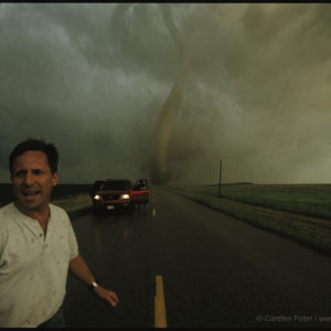 Tim Samaras beim Tornadojagen, South Dakota, Manchester