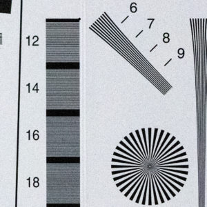 Canon_1Dx_Mark_3_b&w_table_ ISO_25600 Canon_1Dx_Mark_3_b&w_table_ ISO_25600