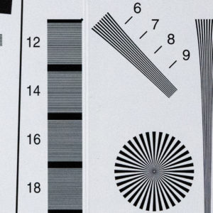 Canon_1Dx_Mark_3_b&w_table_ ISO_6400 Canon_1Dx_Mark_3_b&w_table_ ISO_6400
