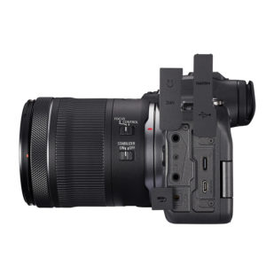 EOS-R6_24-105-side-showing-connections