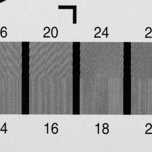 Olympus_OM-D_E-M1_Mark_III_BW_Chart_ISO_12800
