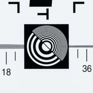 Canon_RF_24-70_2.8_24mm_Center_11