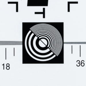 Canon_RF_24-70_2.8_24mm_Center_16