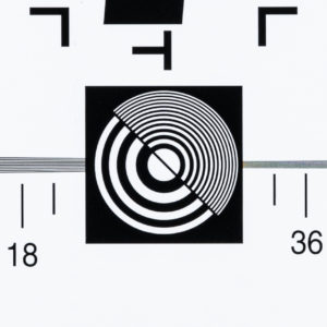 Canon_RF_24-70_2.8_70mm_Center_11