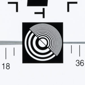 Canon_RF_24-70_2.8_70mm_Center_22