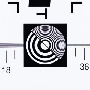 Canon_RF_24-70_2.8_70mm_Center_4