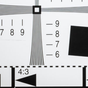 Canon_RF_24-70_2.8_70mm_DownLeft_22