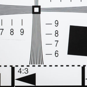 Canon_RF_24-70_2.8_70mm_DownLeft_8