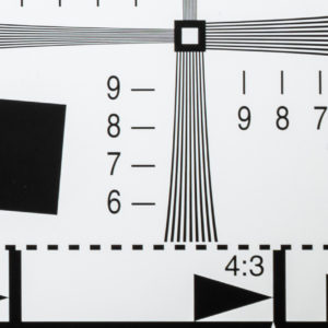 Canon_RF_24-70_2.8_70mm_DownRight_16