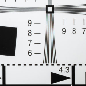 Canon_RF_24-70_2.8_70mm_DownRight_22