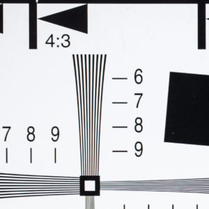 Canon_RF_24-70_2.8_70mm_UpLeft_8