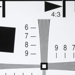 Canon_RF_24-70_2.8_70mm_UpRight_16