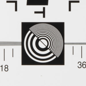 Canon_RF_50_1.8_Down_Center_22