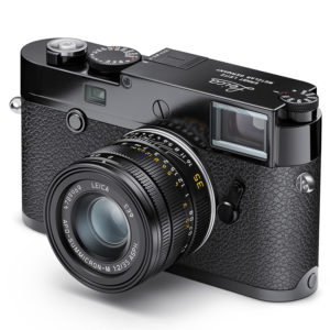 Leica-M10-R_black_paint_Apo-Summicron-M_35_totale_RGB
