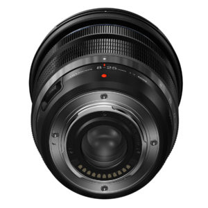 Zuiko_Digital_ED_8-25mm_1