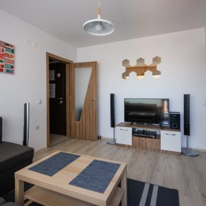 Canon_RF_14-35mm_f_4L_IS_USM_2