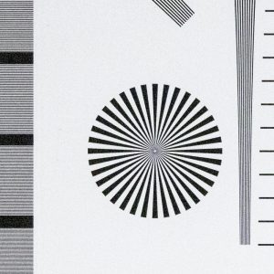 Canon_R5_BW_ISO_51200