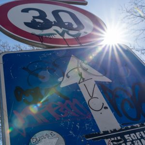 Tamron-35-150-2-2.8_15