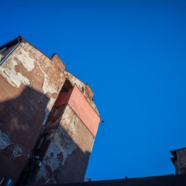 7artisans-18mm-f-6.3-UFO_ 17