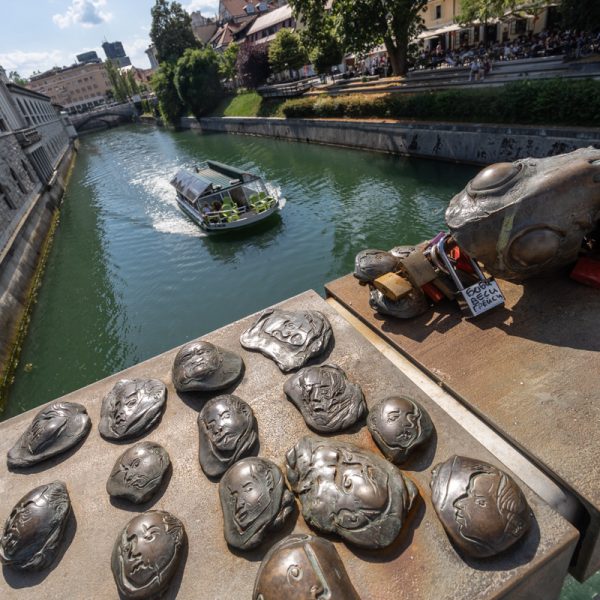 Canon-RF-16mm-f-2.8-STM_28