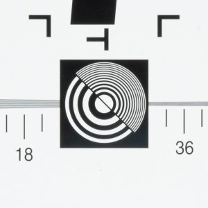 NIKKOR-Z-24-70mm f-2.8-S-70mm-Center-22