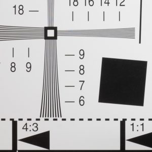 NIKKOR-Z-24-70mm f-2.8-S-70mm-DownLeft-16