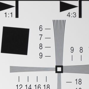 NIKKOR-Z-24-70mm f-2.8-S-70mm-UpRight-8