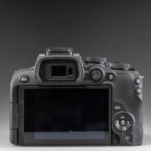 Canon-EOS-R10_10