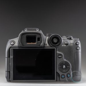 Canon-EOS-R7_9