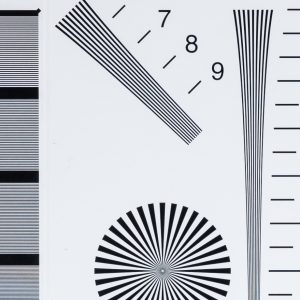 Canon-EOS-R6-Mark-II-BW-Table-ISO-400