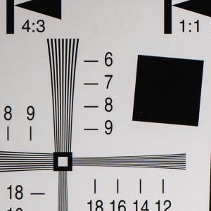 NIKKOR-Z-70-180mm-f-2.8_180mm_LeftUP-5.6