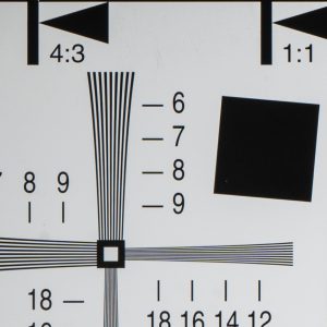 NIKKOR-Z-70-180mm-f-2.8_70mm_LeftUP-16