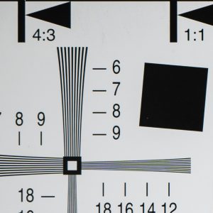 NIKKOR-Z-70-180mm-f-2.8_70mm_LeftUP-5.6