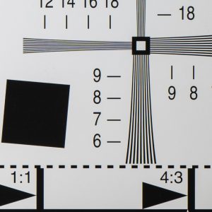 NIKKOR-Z-70-180mm-f-2.8_70mm_RightDown-11