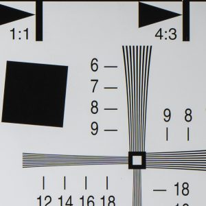 NIKKOR-Z-70-180mm-f-2.8_70mm_RightUP-11