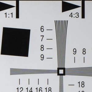 NIKKOR-Z-70-180mm-f-2.8_70mm_RightUP-16
