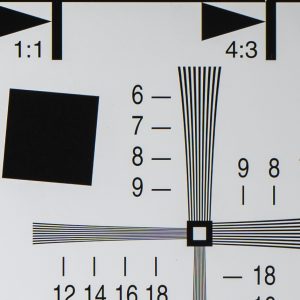 NIKKOR-Z-70-180mm-f-2.8_70mm_RightUP-8