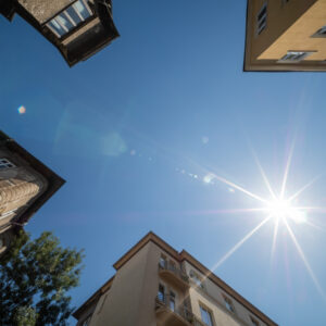 Venus-Optics-LAOWA-6-mm-f2-Zero-D-MFT_2