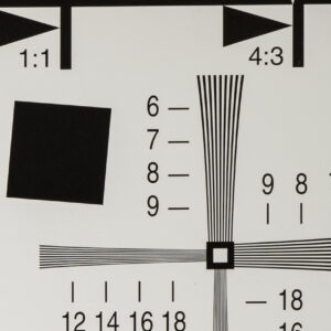 Laowa-100mm-f-2.8-2X-Ultra-Macro-APO-UpRight-11