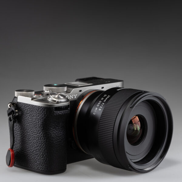 Tamron-20mm-f-2.8-16